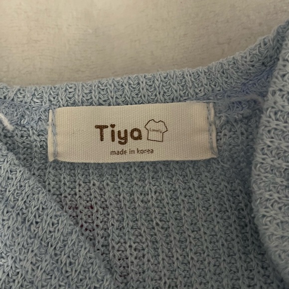 Cardigan - Picture 2 of 2